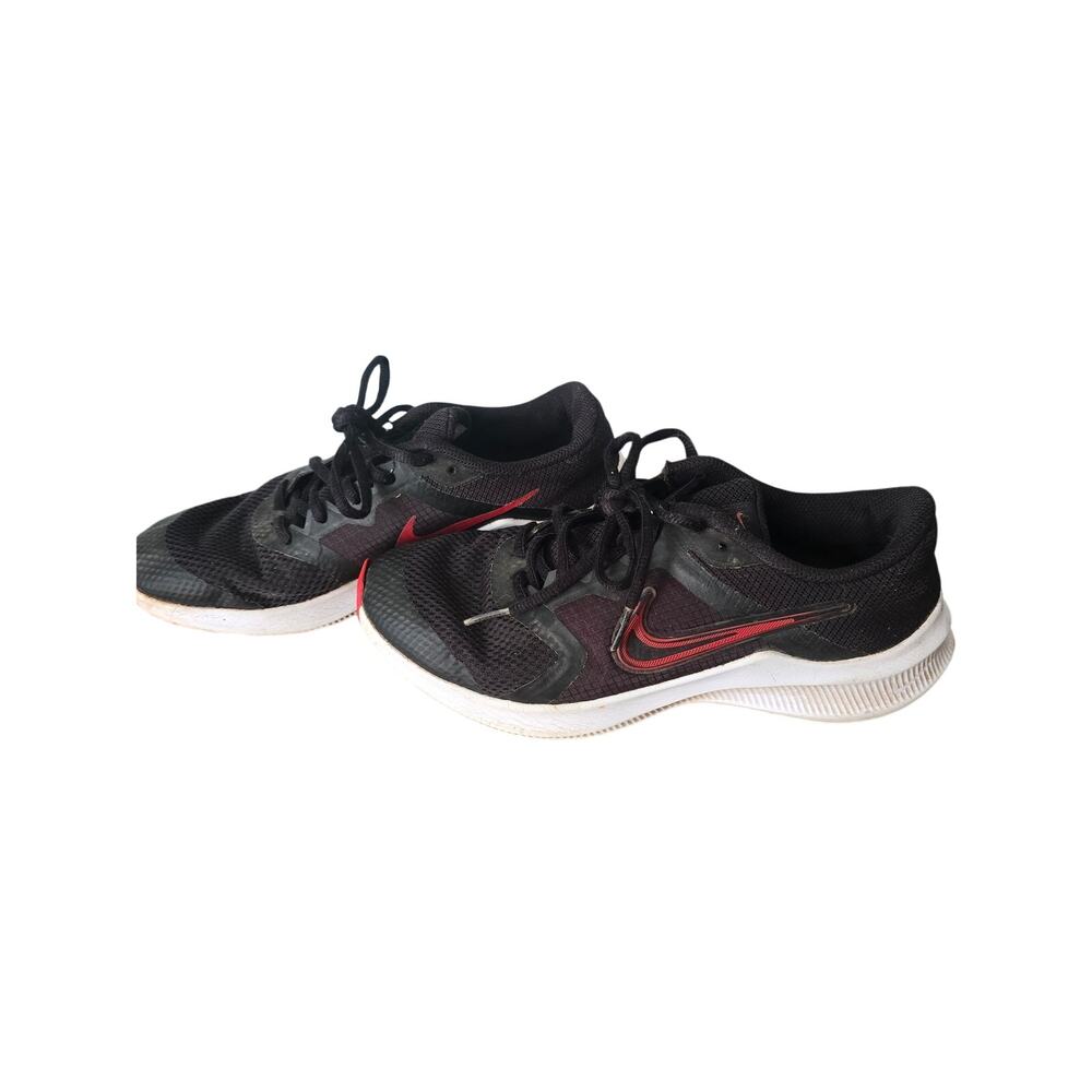 Boys Nike Sneakers‎ size 4Y